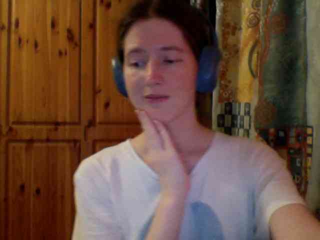 Purple-cat55 webcam