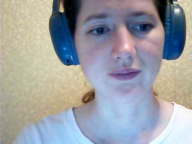 Purple-cat55 webcam