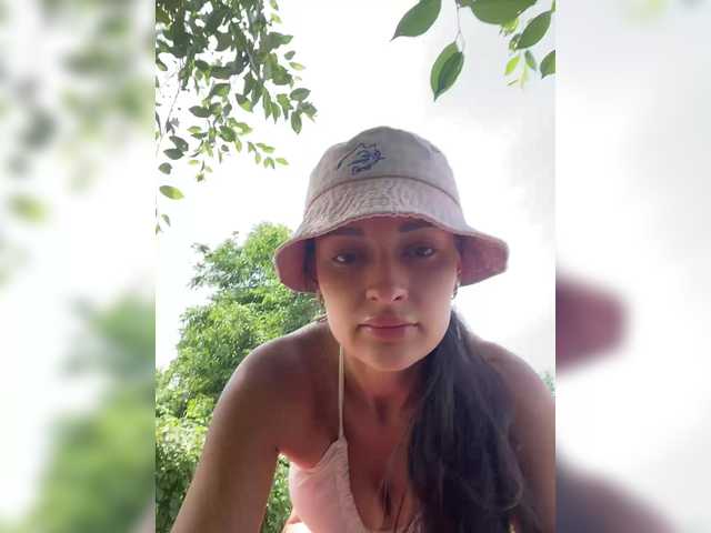ALYA-01 live cam on BongaCams
