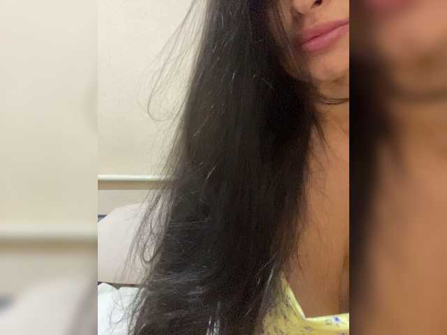 ALYA-01 live webcam show
