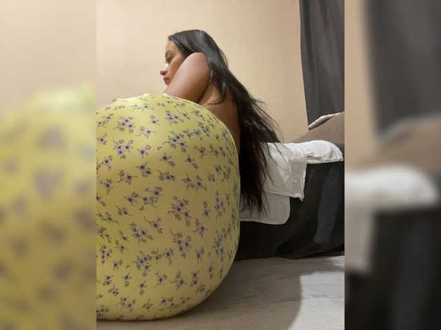 ALYA-01 live cam on BongaCams