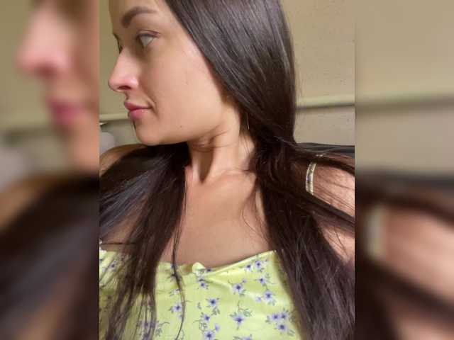 ALYA-01 live cam on BongaCams