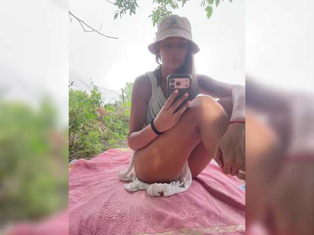 ALYA-01 live cam on BongaCams