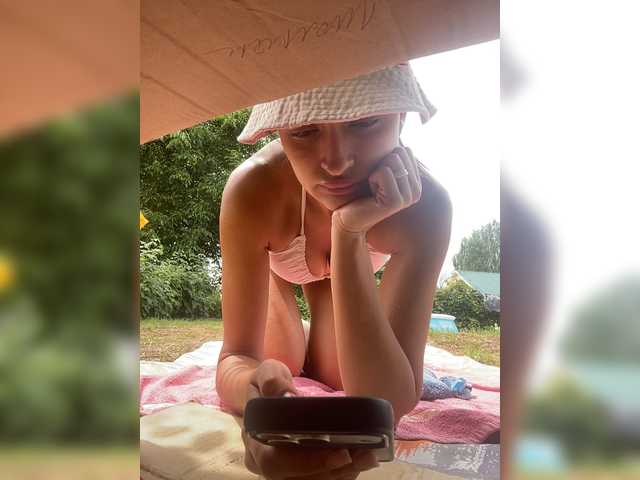 ALYA-01 live cam on BongaCams