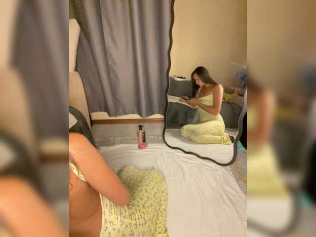 ALYA-01 live cam on BongaCams