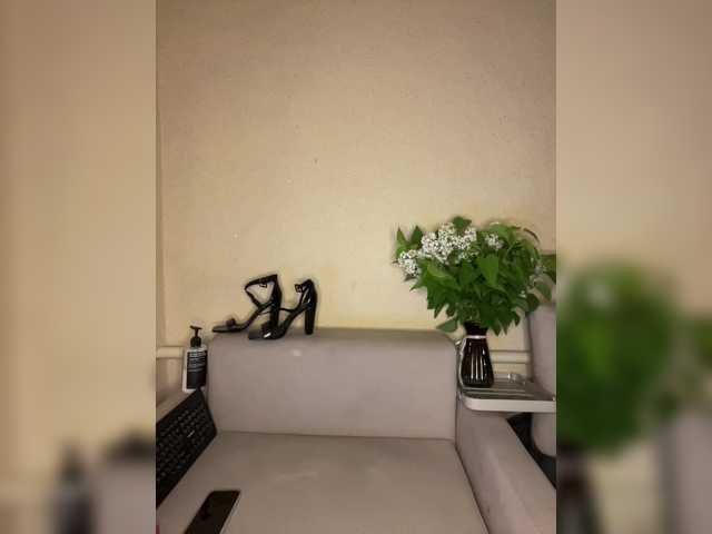 ALYA-01's BongaCams show and profile