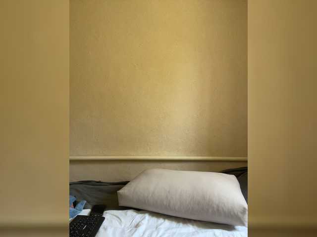 ALYA-01 live webcam show