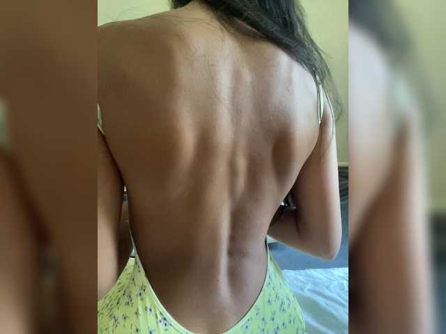ALYA-01 live webcam show