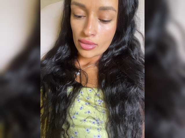 ALYA-01 live webcam show