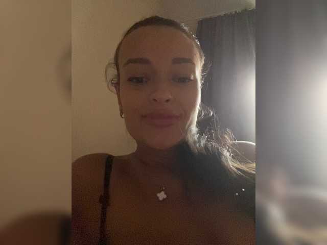 alya-01 live sex show