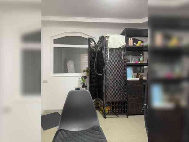 ALYA-01 Live Webcam on BongaCams