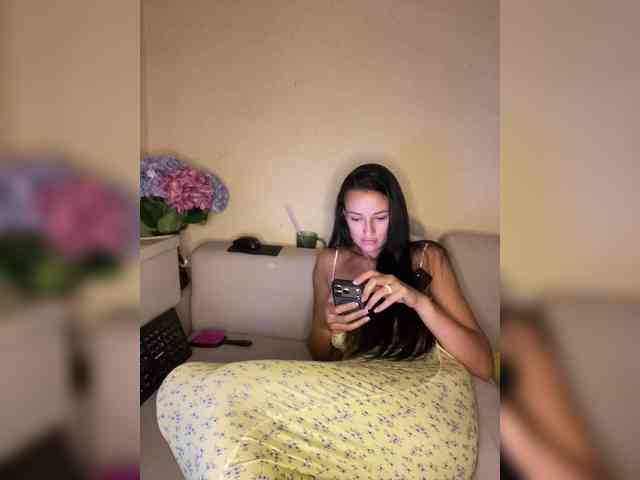 ALYA-01 Sex Cam Show