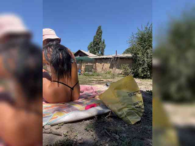 ALYA-01 Sex Cam Show