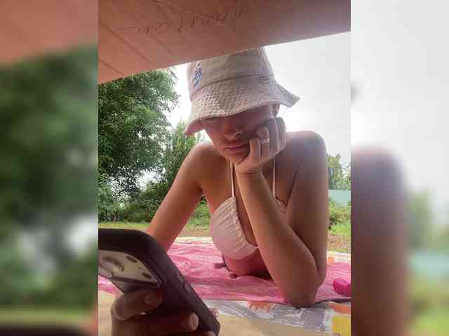 ALYA-01 webcam