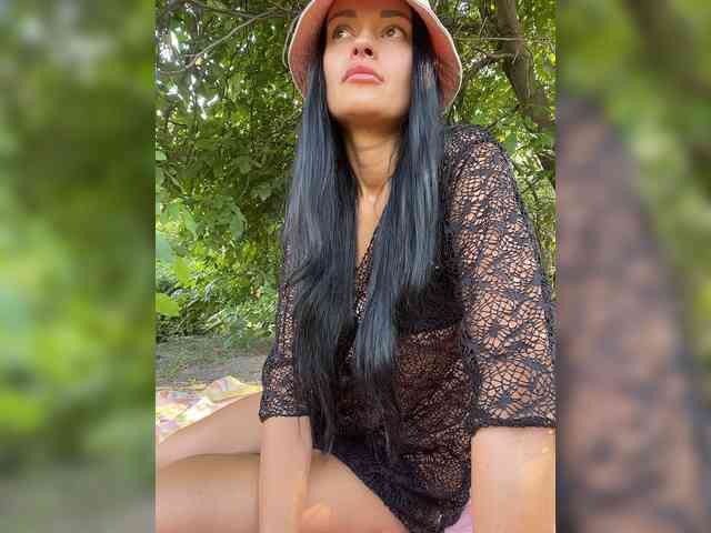 ALYA-01 Sex Cam Show