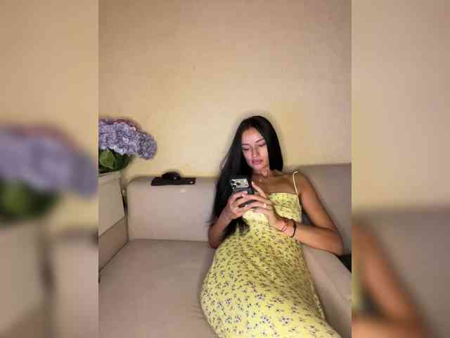 ALYA-01 Sex Cam Show
