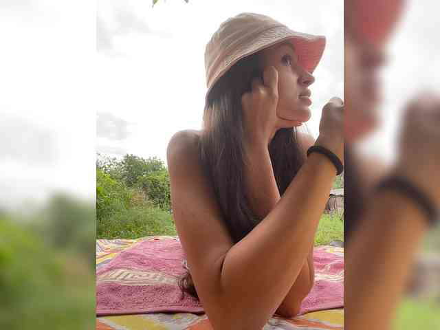 ALYA-01 webcam