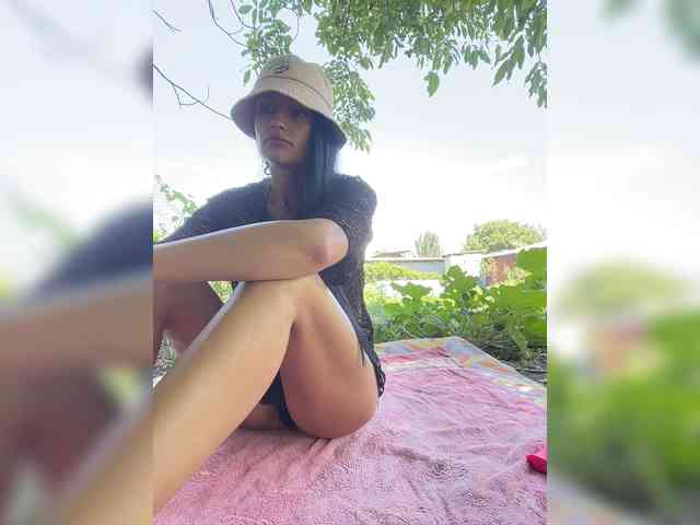 ALYA-01 Sex Cam Show