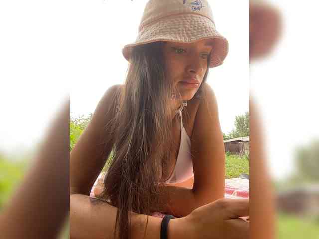 ALYA-01 webcam