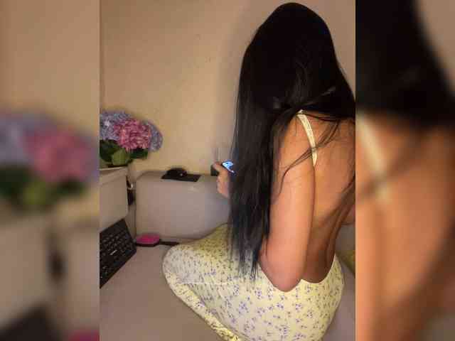 ALYA-01 Sex Cam Show