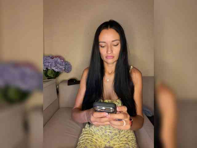 ALYA-01 Sex Cam Show