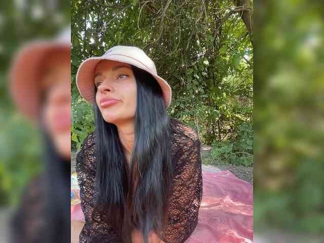 ALYA-01 Sex Cam Show