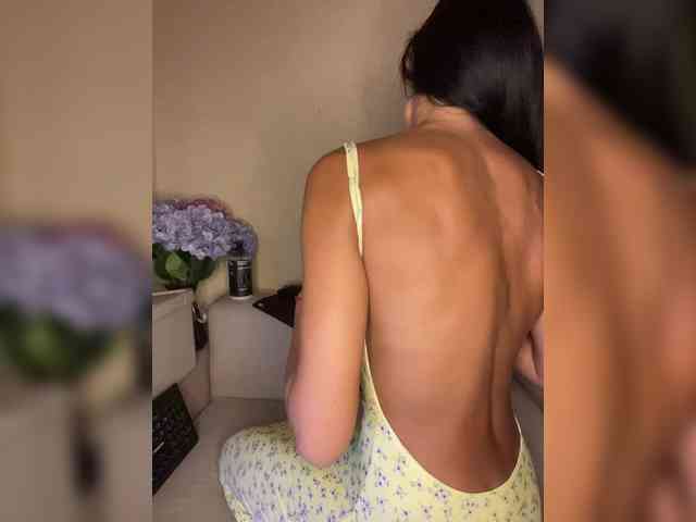 ALYA-01 Sex Cam Show