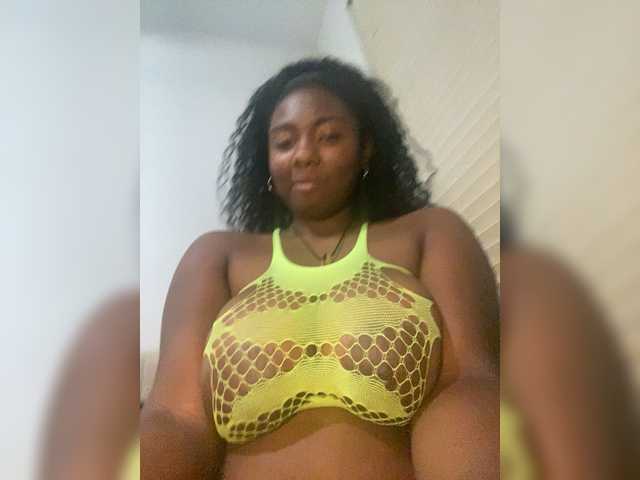ximora212 live cam on BongaCams