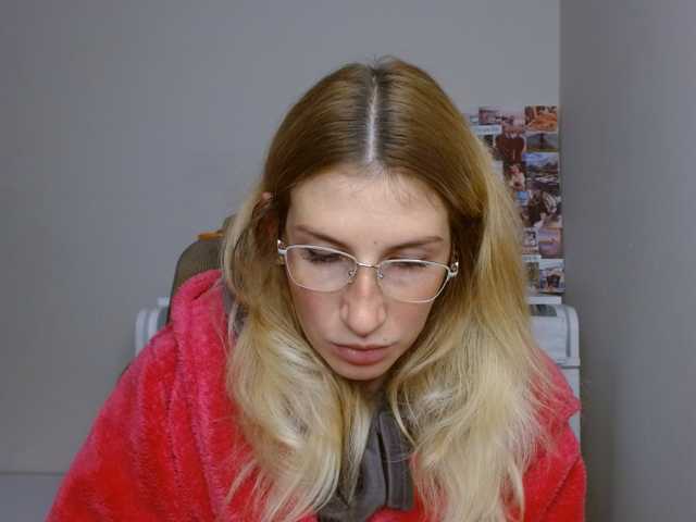 LunaVibe-V live cam on BongaCams