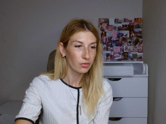 LunaVibe-V live cam on BongaCams