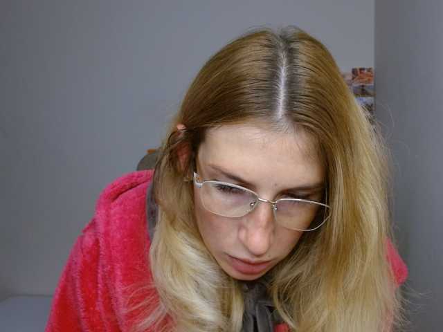 LunaVibe-V live cam on BongaCams