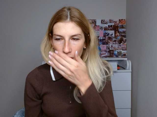 Rita_Atir live cam preview