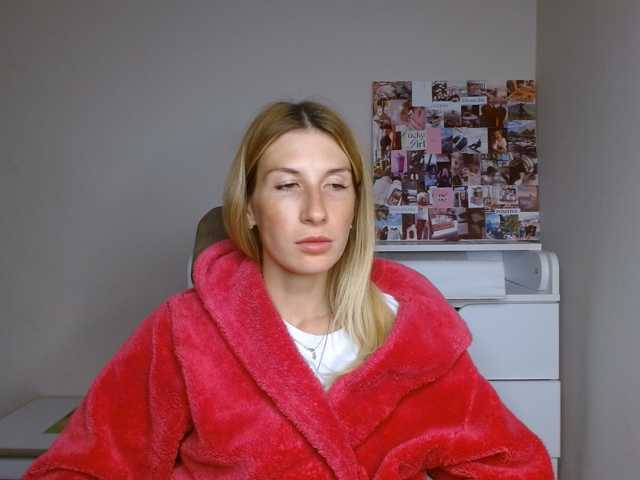 LunaVibe-V live cam on BongaCams