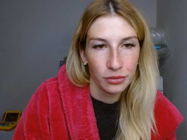 LunaVibe-V live cam on BongaCams
