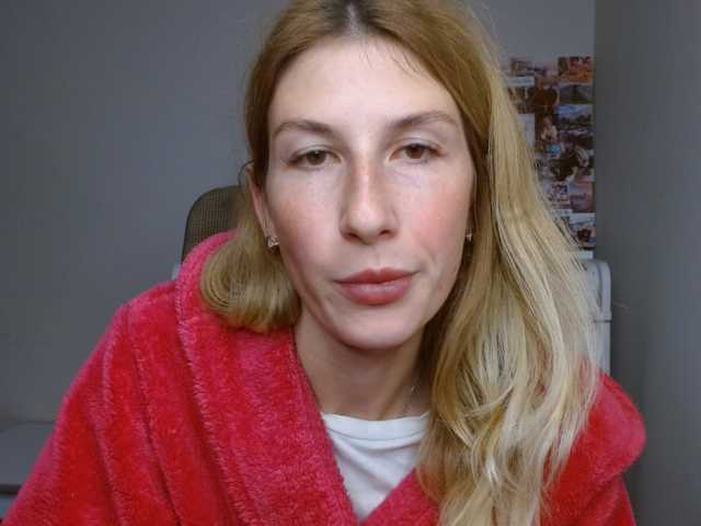 Rita_Atir live cam on BongaCams