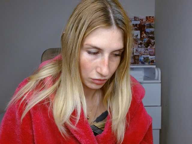 LunaVibe-V live cam on BongaCams