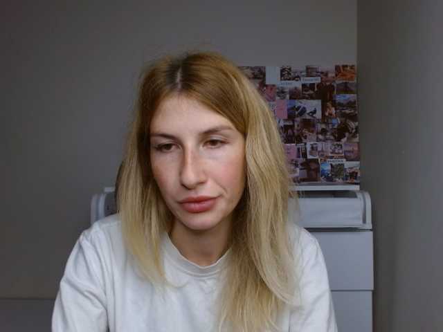 Rita_Atir live cam preview