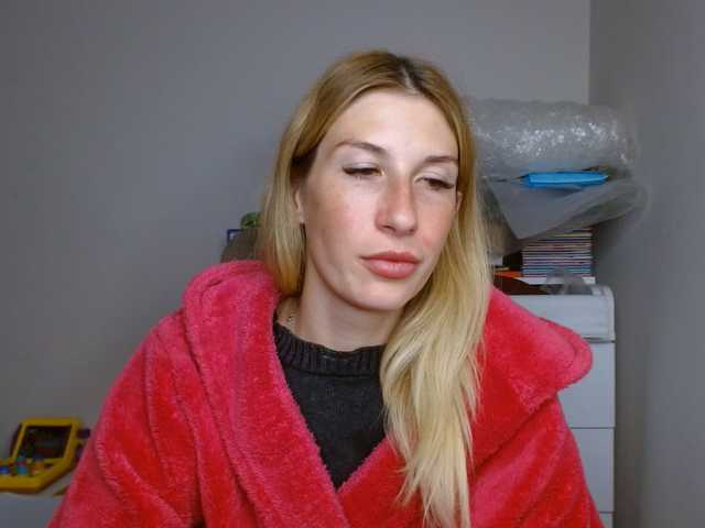 LunaVibe-V live cam on BongaCams