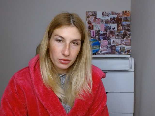 LunaVibe-V live cam on BongaCams