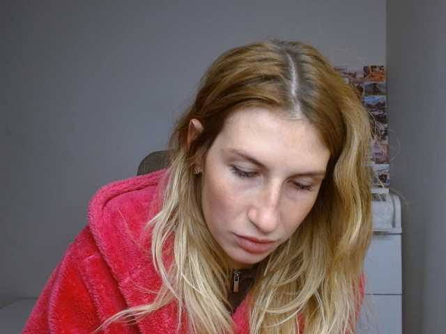 LunaVibe-V live cam on BongaCams