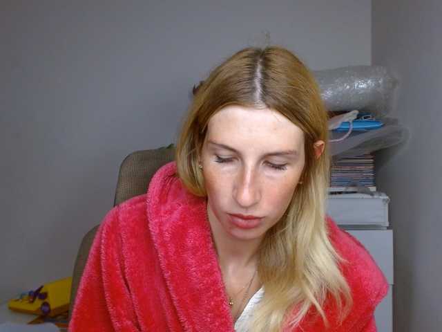 LunaVibe-V live cam on BongaCams