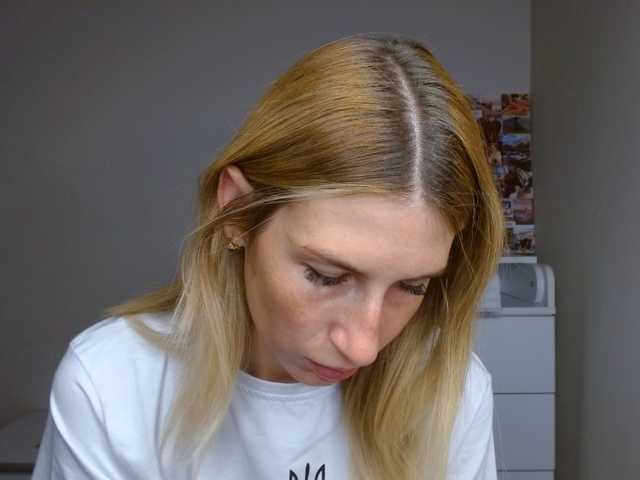 LunaVibe-V live cam on BongaCams