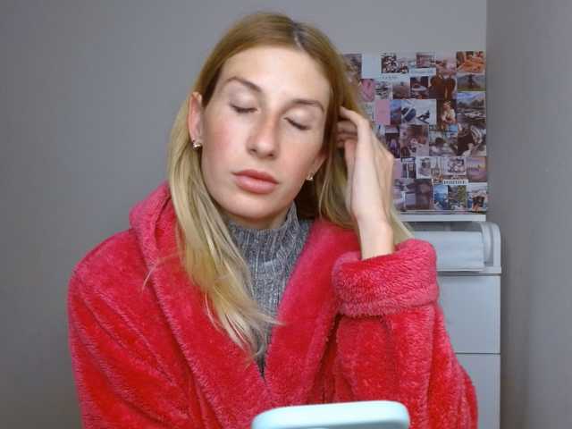 LunaVibe-V, en directo ahora en BongaCams