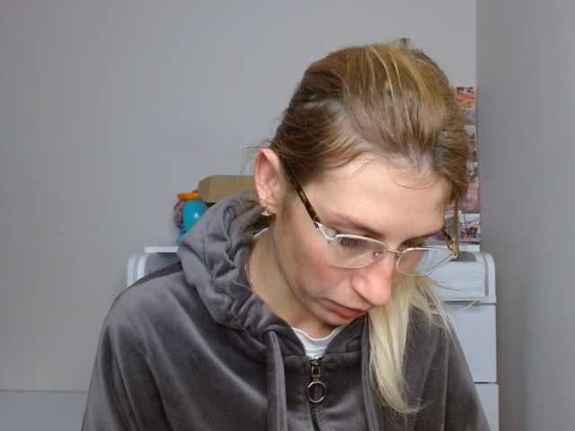 LunaVibe-V live cam on BongaCams