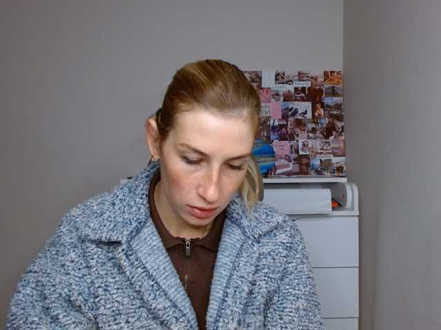 Rita_Atir live cam preview