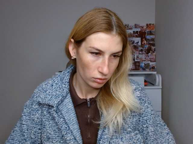 LunaVibe-V live cam on BongaCams