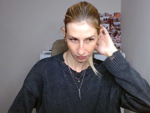 LunaVibe-V live cam on BongaCams