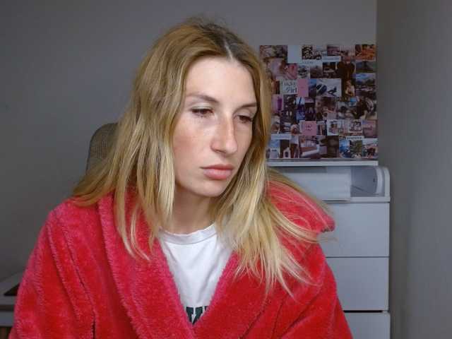LunaVibe-V live cam on BongaCams