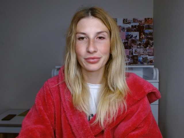 LunaVibe-V live cam on BongaCams