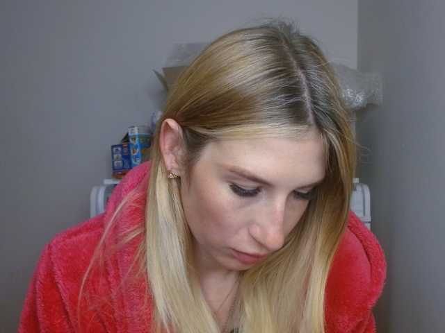 LunaVibe-V live cam on BongaCams